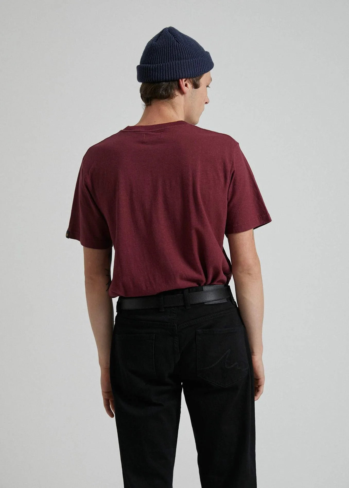 Afends Mens Essential - Hemp Retro Fit Tee - Merlot