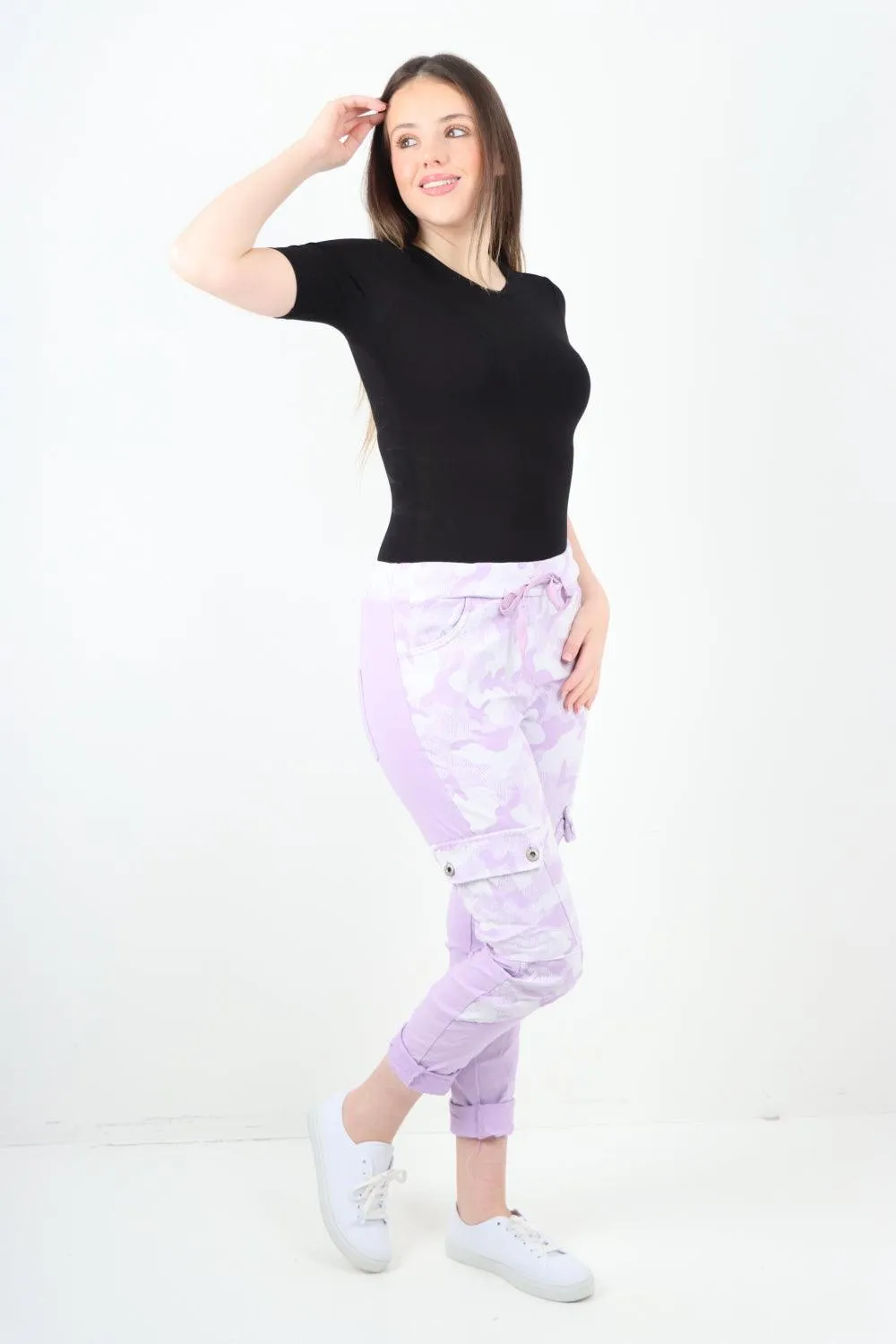 Cargo Pockets Printed Trousers